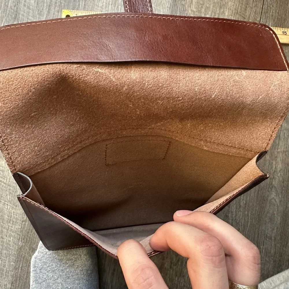 NEW Old‎ Angler Firenze Italian Leather Messenger Bag Brown Tablet iPad